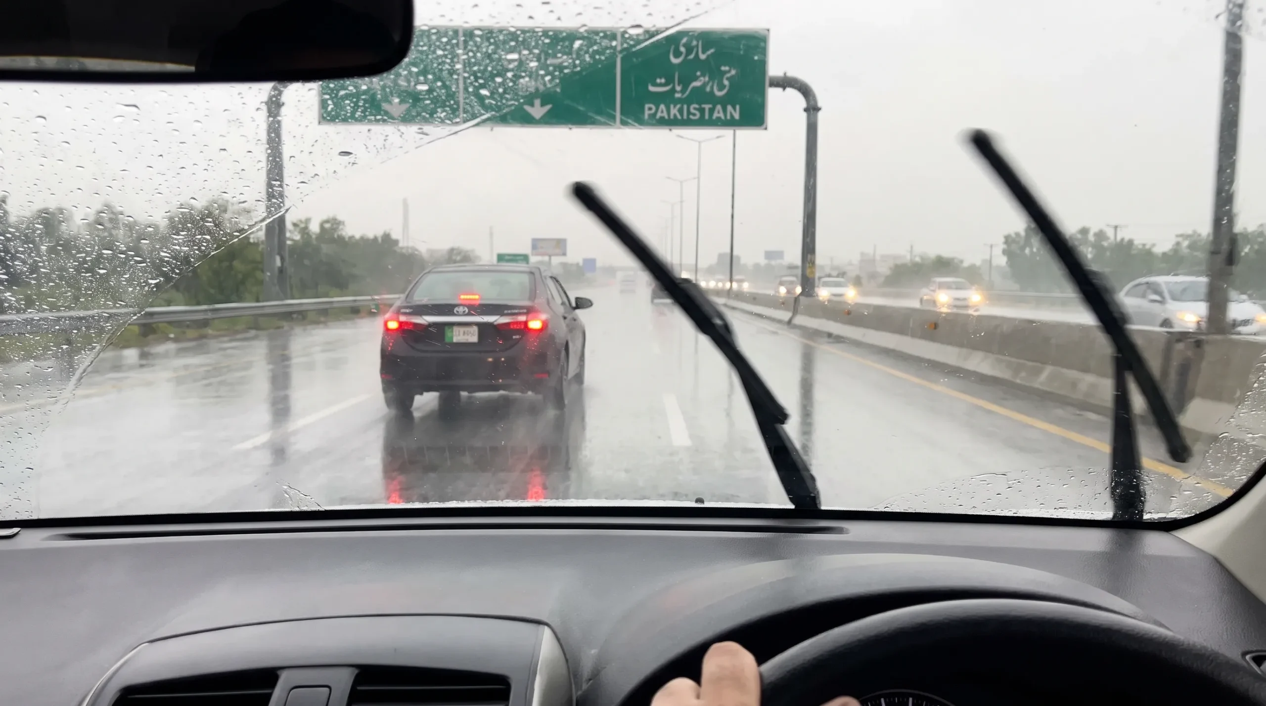 Safe Driving Tips During Heavy Rain scaled